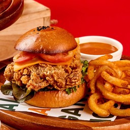 เบอร์เกอร์ไก่ทอดซอสฮันนี่โกสต์เปปเปอร์