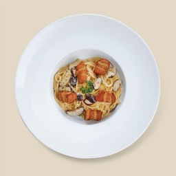 สปาเกตตีคาโบนาราเห็ดทรัฟเฟิลหมูกรอบแพลนต์เบส