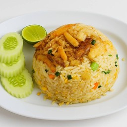 ข้าวผัดปู