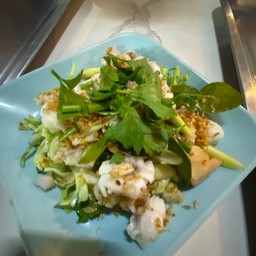 ปลาเก๋าลวกจิ้ม(จาน)