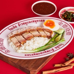 ข้าวหมูกรอบ ไข่.