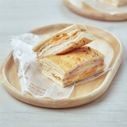 แซนด์วิชพรีเมียมแฮมทูน่าชีสแฟคทอรี่