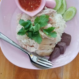 ข้าวมันไก่ต้ม-ทอด บงกช น้องฮาย สาขา1