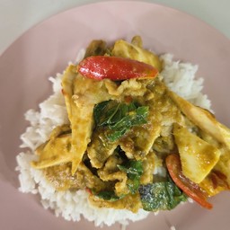 พริกแกงใต้ ใส่ยอดมะพร้าว กับข้าว