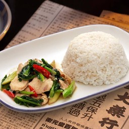 ข้าวราดคะน้า