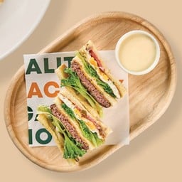 บริยอชแซนด์วิชวากิวแฮมเบิร์กชีสแฟคทอรี่และไข่