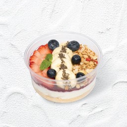 สตรอว์เบอร์รี กรีกโยเกิร์ต พาร์เฟ่ต์