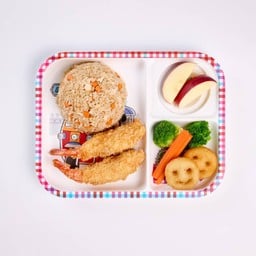 ข้าวผัดไข่และกุ้งทอด 2 ชิ้น คุณหนู