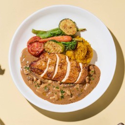 สเต๊กอกไก่ย่าง ซอสเห็ดญี่ปุ่นแบล็กแอนด์ไวท์