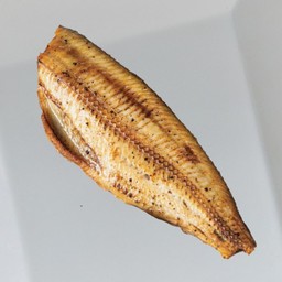 สเต๊กปลาชิมาฮอกเกะซอสโชยุขิง