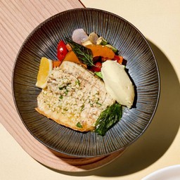 สเต๊กปลาซอสเลมอนบัตเตอร์