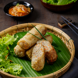 ปอเปี๊ยะทอดชุดใหญ่(5ชิ้น)