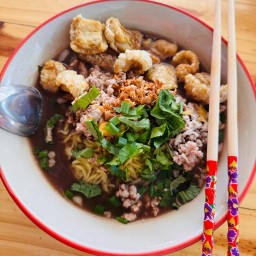 เตี๋ยวติดโต๊ะ