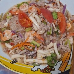 เหมือนเดิมยำ