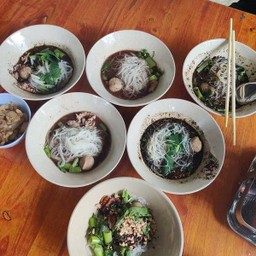 MENU_3558592IA_1764148587