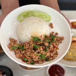 เชฟบักหล่า @บ้านเพื่อน พีพี8