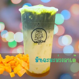 มัทฉะลาเต้มะม่วง