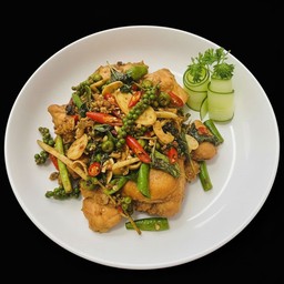 ไก่บ้านผัดฉ่า