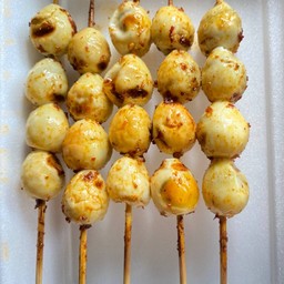 烤鹌鹑蛋 ไข่นกกระทาย่าง