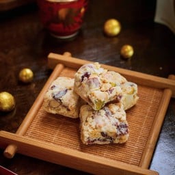 นูกัต 1ถุง (8 ชิ้น)