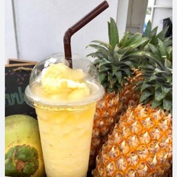 สัปปะรดปั่น