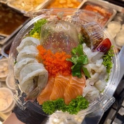 ยำกุ้ง ม่อน แมงกะพรุน