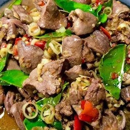 ผัดตะไคร้เครื่องในไก่(ราดข้าว)