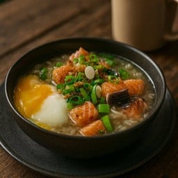 ข้าวต้มเครื่องปลาแซลม่อนสด