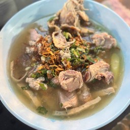 ก๋วยจั๊บญวนอุบลบ้านบายพาส ก๋วยจั๊บญวนอุบลบ้านบายพาส