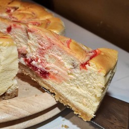 New York Strawberry cheesecake