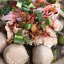 KG02.11 เนื้อวัวสด 50 กรัม+ลูกชิ้นเนื้อวัวแชมป์ 3 ลูก