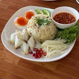 ก๋วยเตี๋ยวสองฝั่งทะเล By เจ๊อึ่งซีฟู้ด จันทบุรี