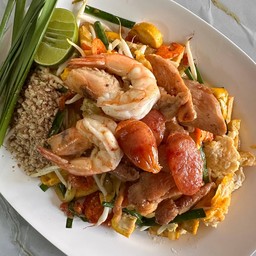 ผัดไทย Mix ( เลือกได้ 4 อย่าง )