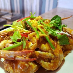 17ผัดผงกระหรี่ราดข้าว