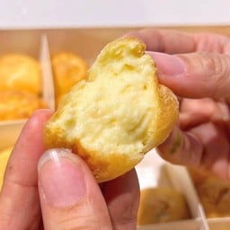 Eclair S Original-BONNIE CAFE & BAKERY