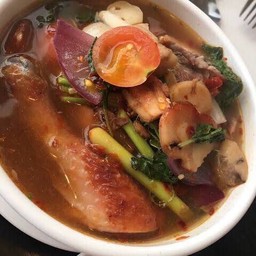 ต้มแซ่บไก่ย่าง