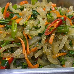 ผัดหนังหมูตั้งโอ๋