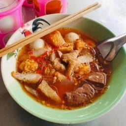 เตี้ย เย็นตาโฟ เจ้าเก่าตลาดพลู