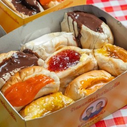 ขนมปังปิ้ง - ขนมปังเจ้าอร่อยเด็ดเยาวราช