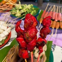 ไก่ย่างแดง