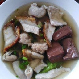 เกาเหลาก๋วยจั๊บน้ำใส