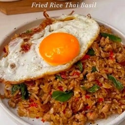 ข้าวกะเพราคลุกหมูสับ(ไข่ดาว)