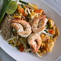 ผัดไทย กุ้งสด