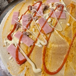 ซอสพิซซ่า+ชีสยืด+ทูน่า+แฮมไก่