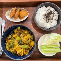 คั่วโฮ๊ะไส้อั่ว