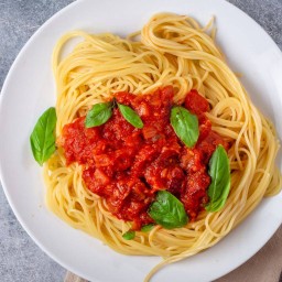 สปาเก็ตตี้ซอสมะเขือเทศ