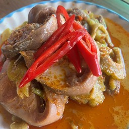 แกงคั่วมะละปลาดุก