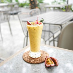MANGO PASSION SMOOTHIE