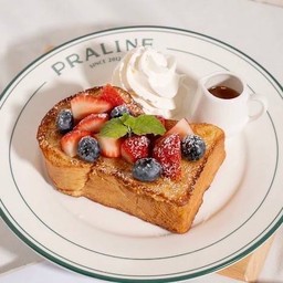 HOUSE-MADE BRIOCHE FRENCH TOAST