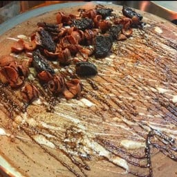 ร้านเครปเต้นท์แดง -